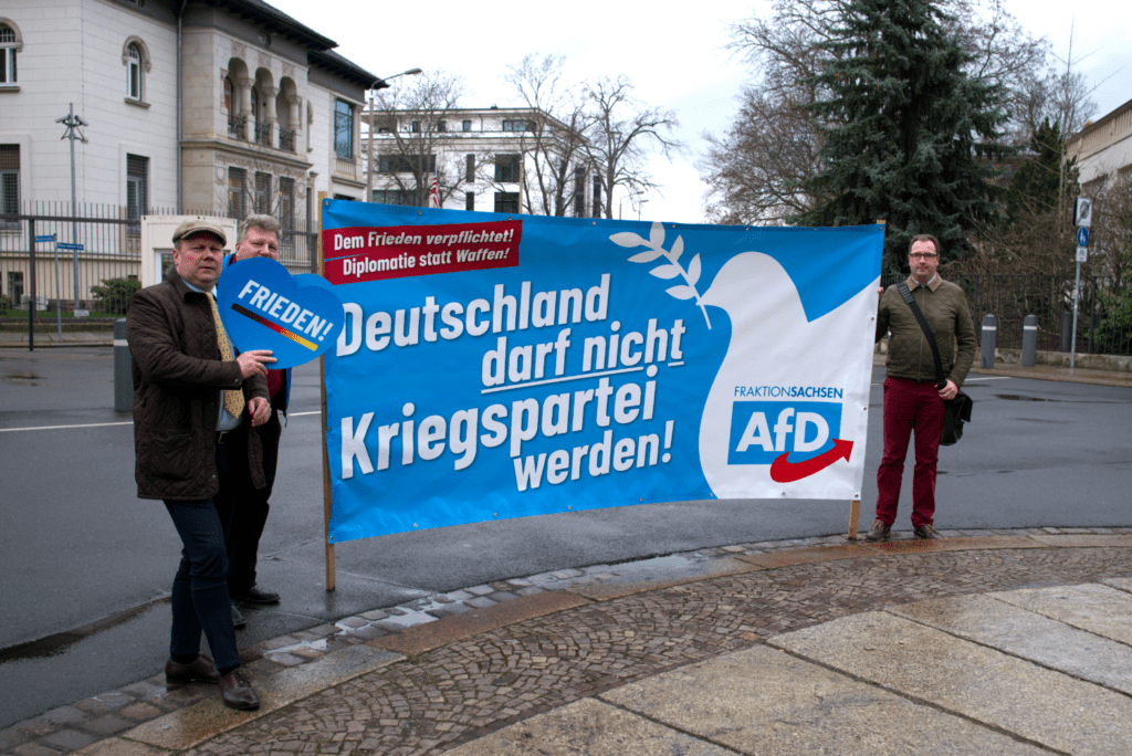 +++ LEIPZIGER AFD-MAHNWACHE VOR DEM US-KONSULAT +++